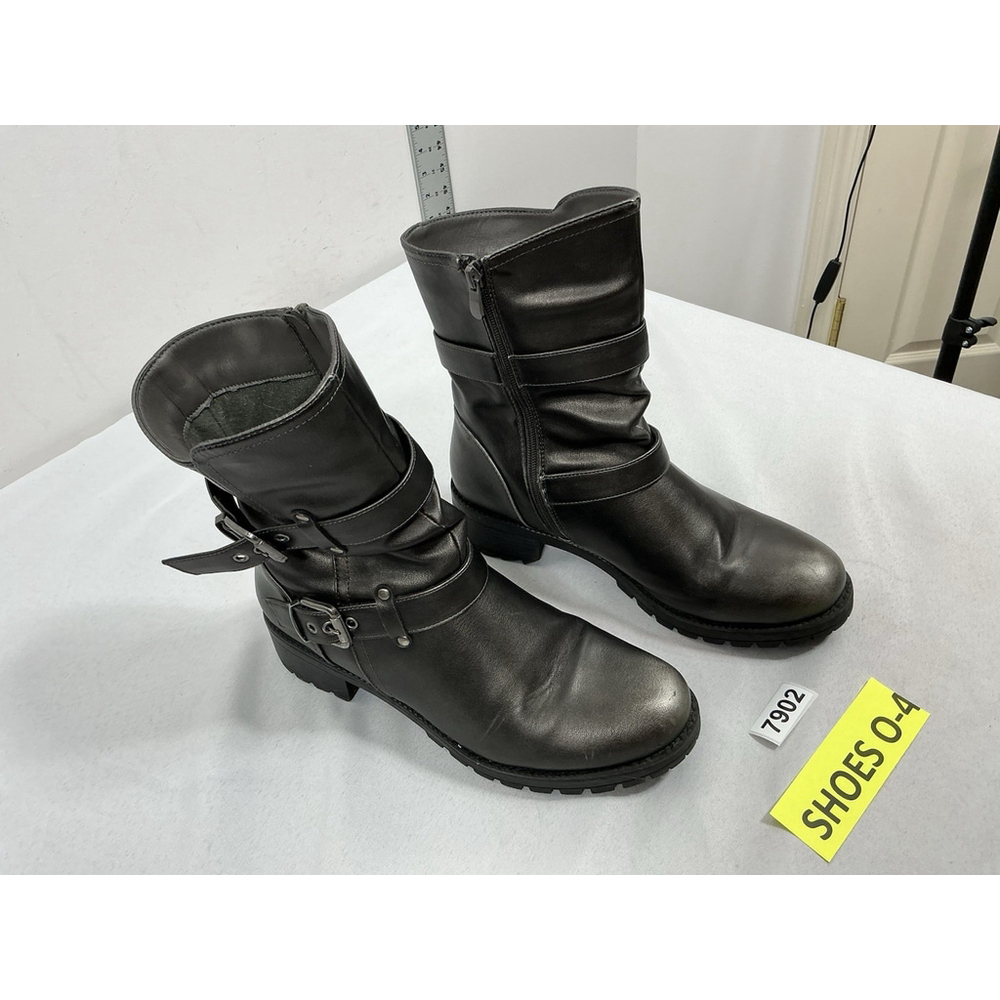 Womans Excellent Global Win Ankle Moto Combat Style Boots 10 Distressed Silver